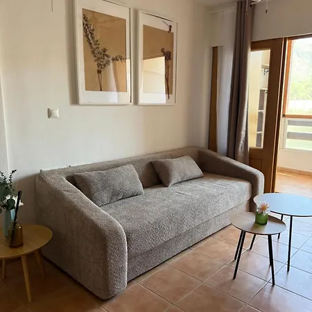 Soleado Y Acogedor Con Piscina Privada L'Alfas del Pi